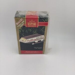 1992 Hallmark Keepsake Ornament Shuttlecraft Galileo From Starship Enterprise